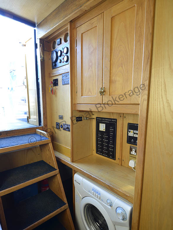 4123wmP.jpg