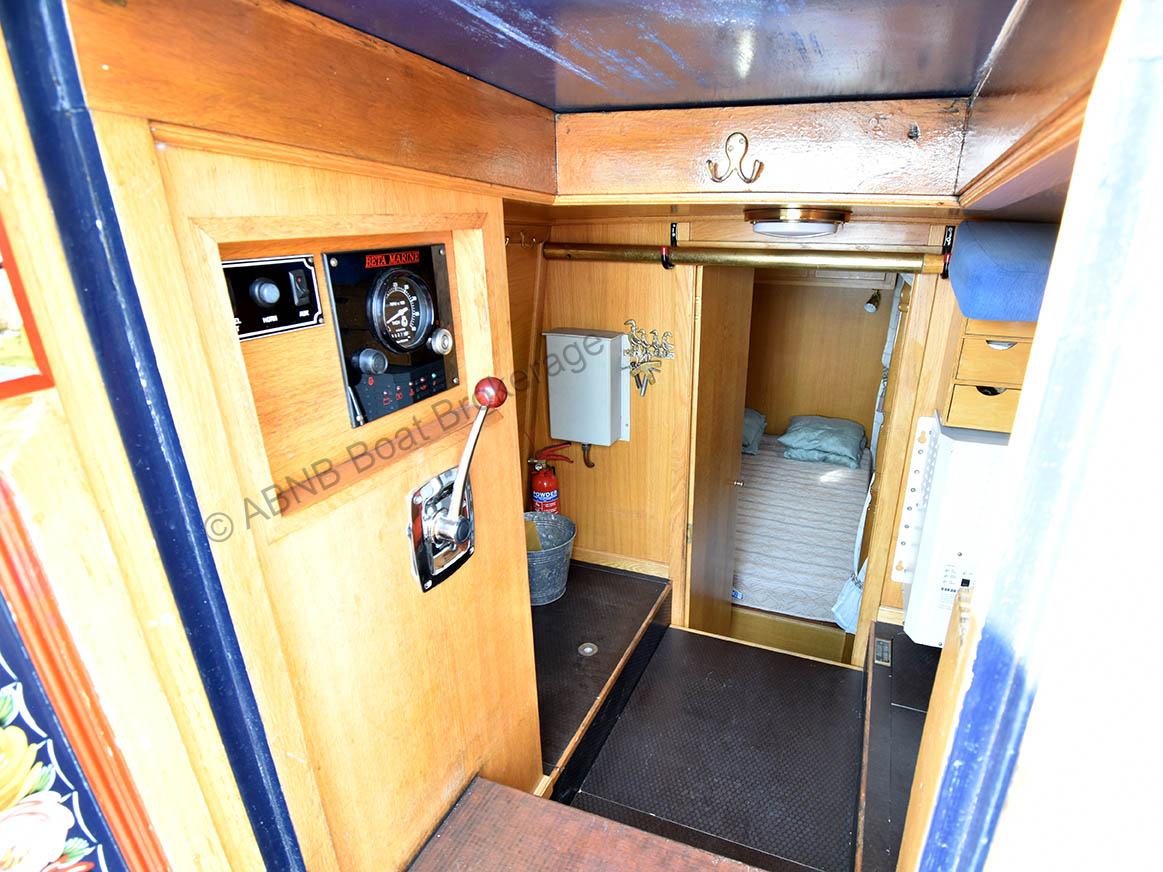 4126aftcabLFL.jpg