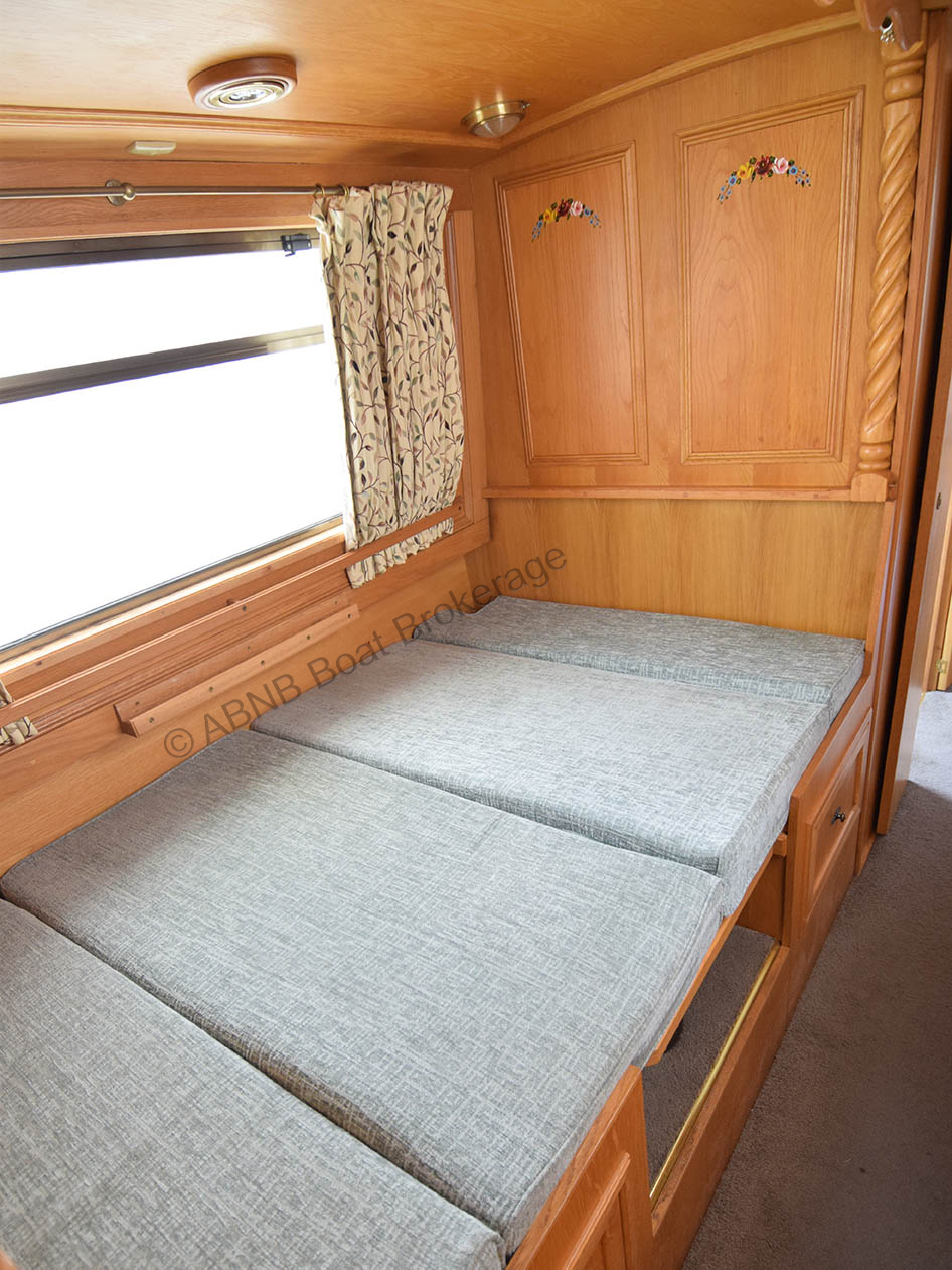 4142dinbedLAP.jpg