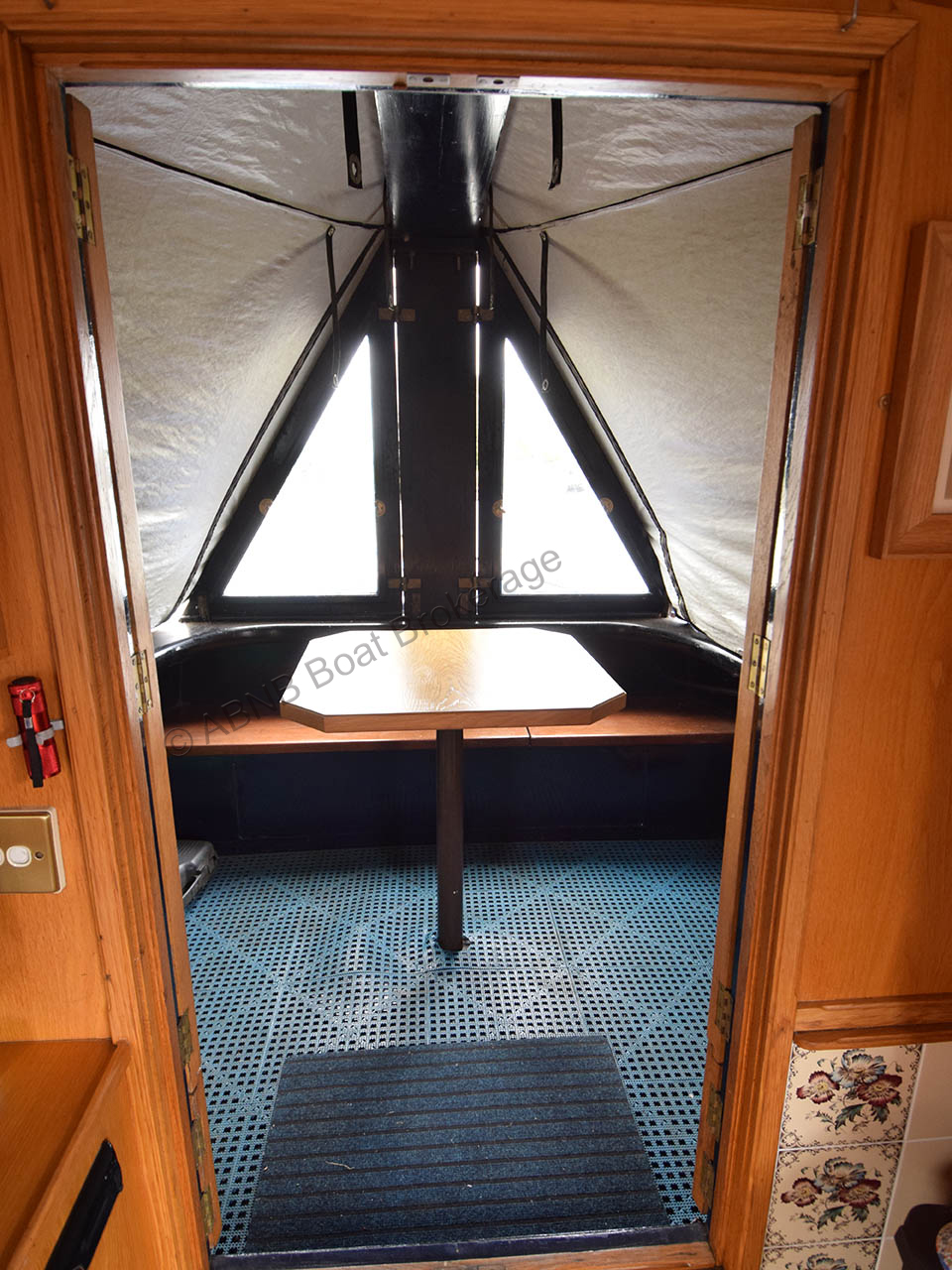 4142welldecktblP.jpg