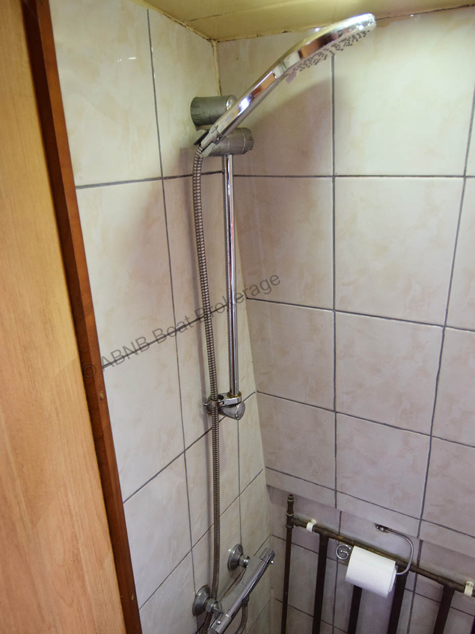 4144shP.jpg