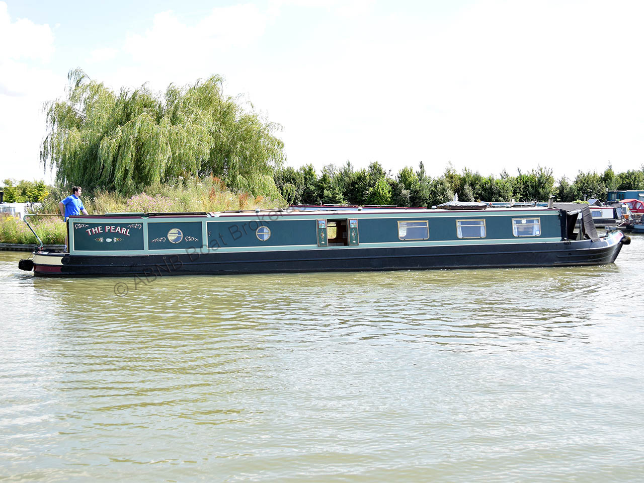 THE PEARL boat photo
