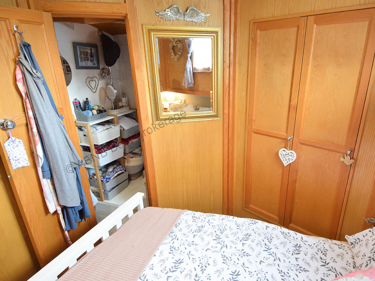 4154bedensuiteL.jpg