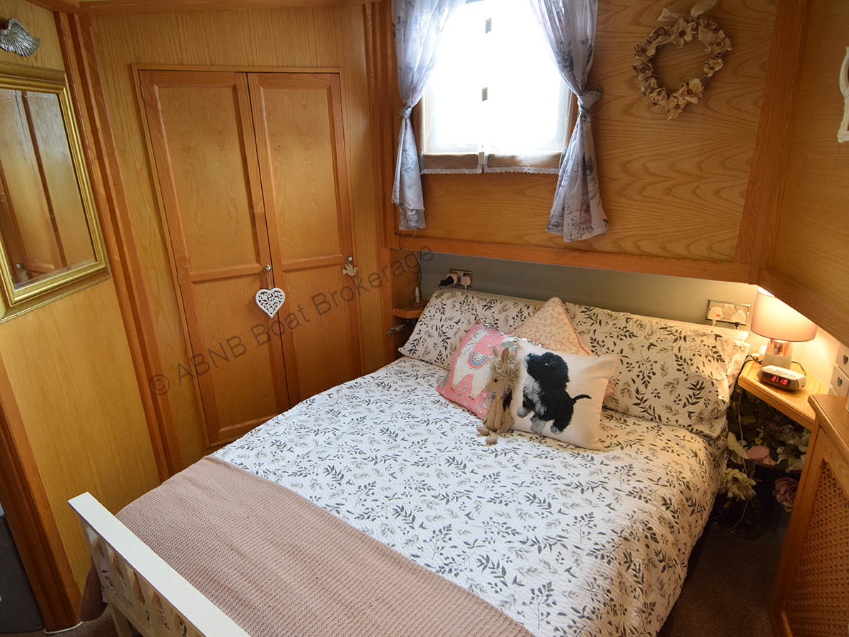 4154bedLFL.jpg