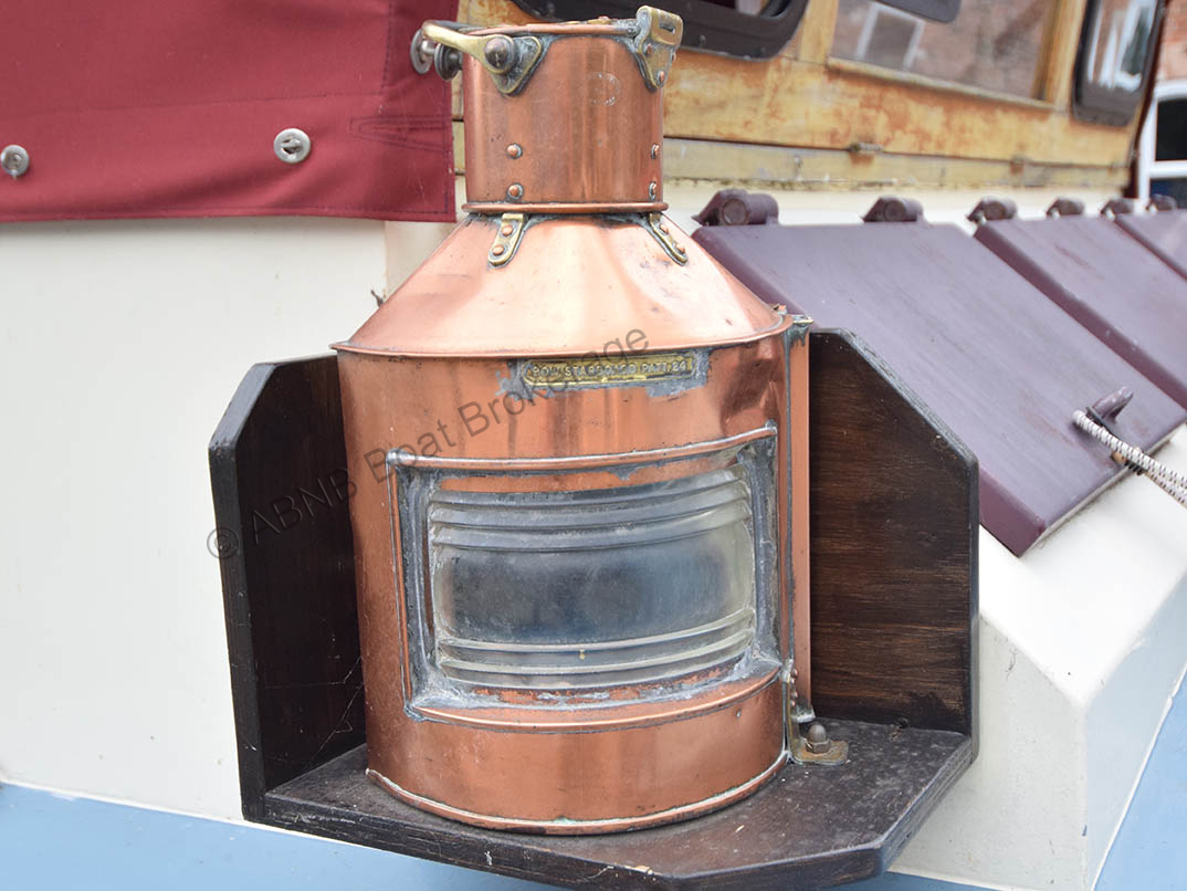 4154brasslanternL.jpg