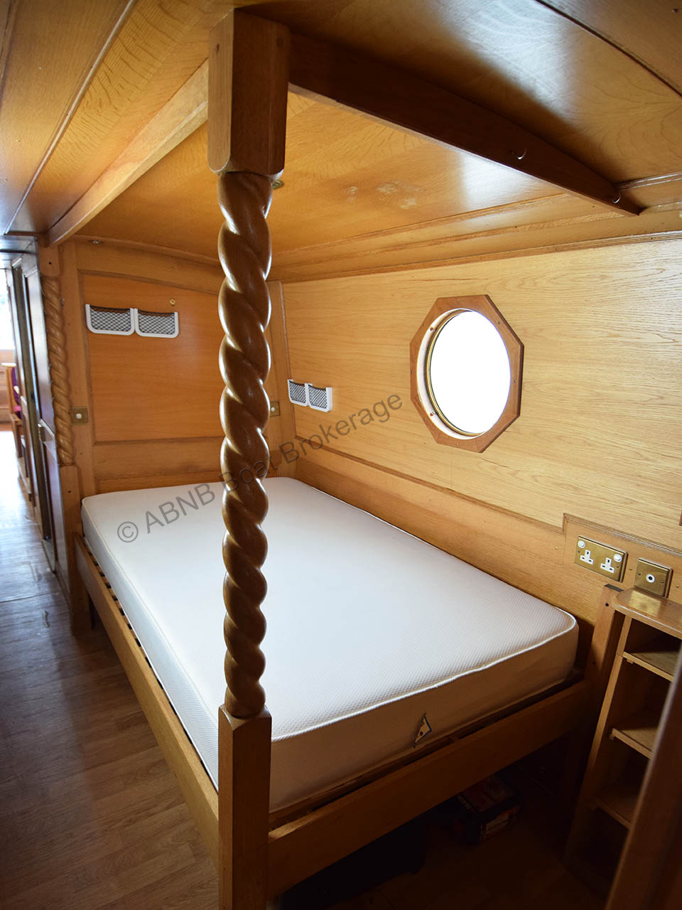 WAKA HUIA boat photo