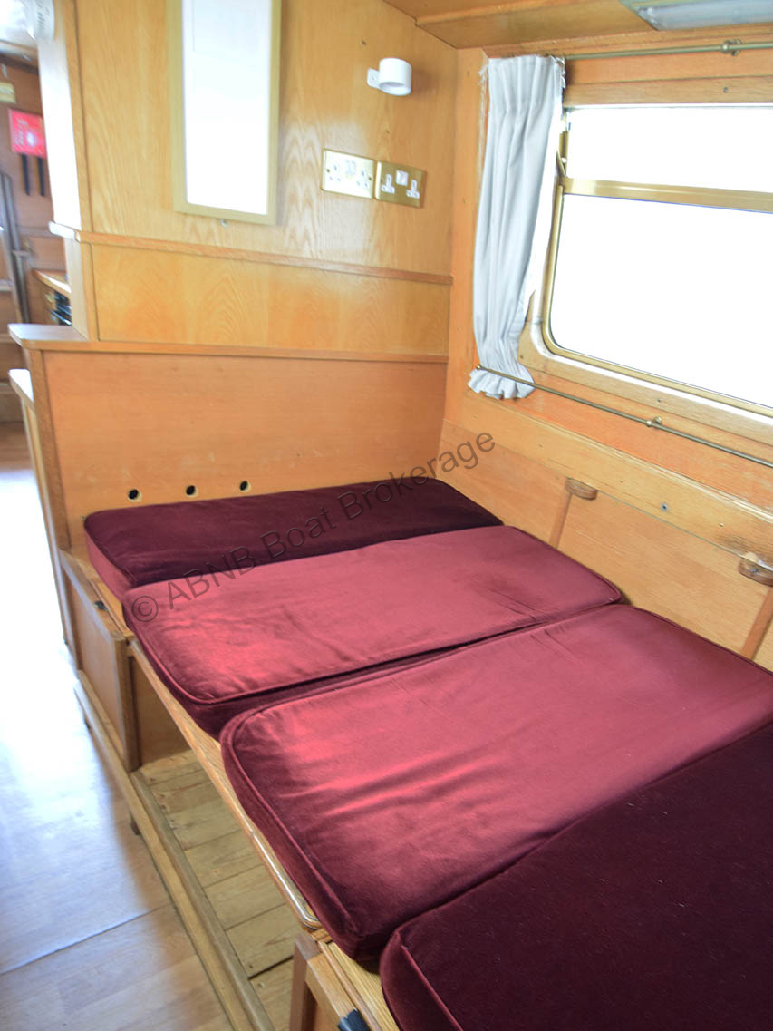 WAKA HUIA boat photo