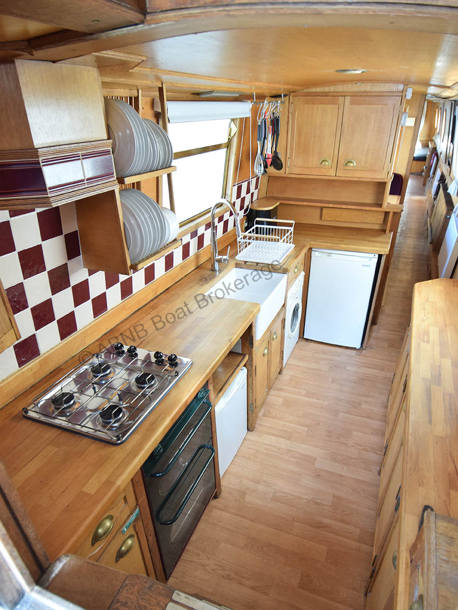 WAKA HUIA boat photo