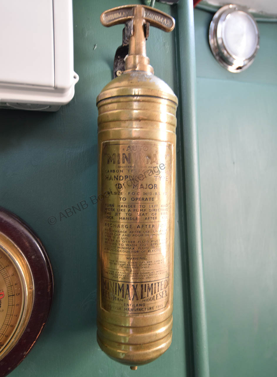 4160brasspumpP.jpg