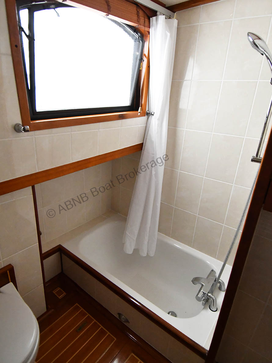 4162bathP.jpg