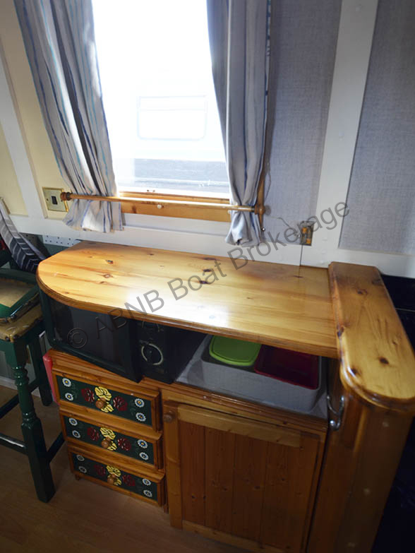 4164tableP.jpg