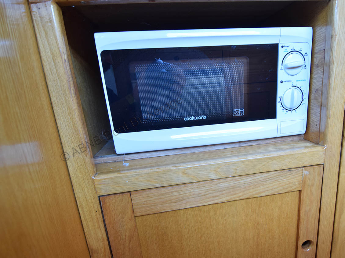 4176microwaveL.jpg