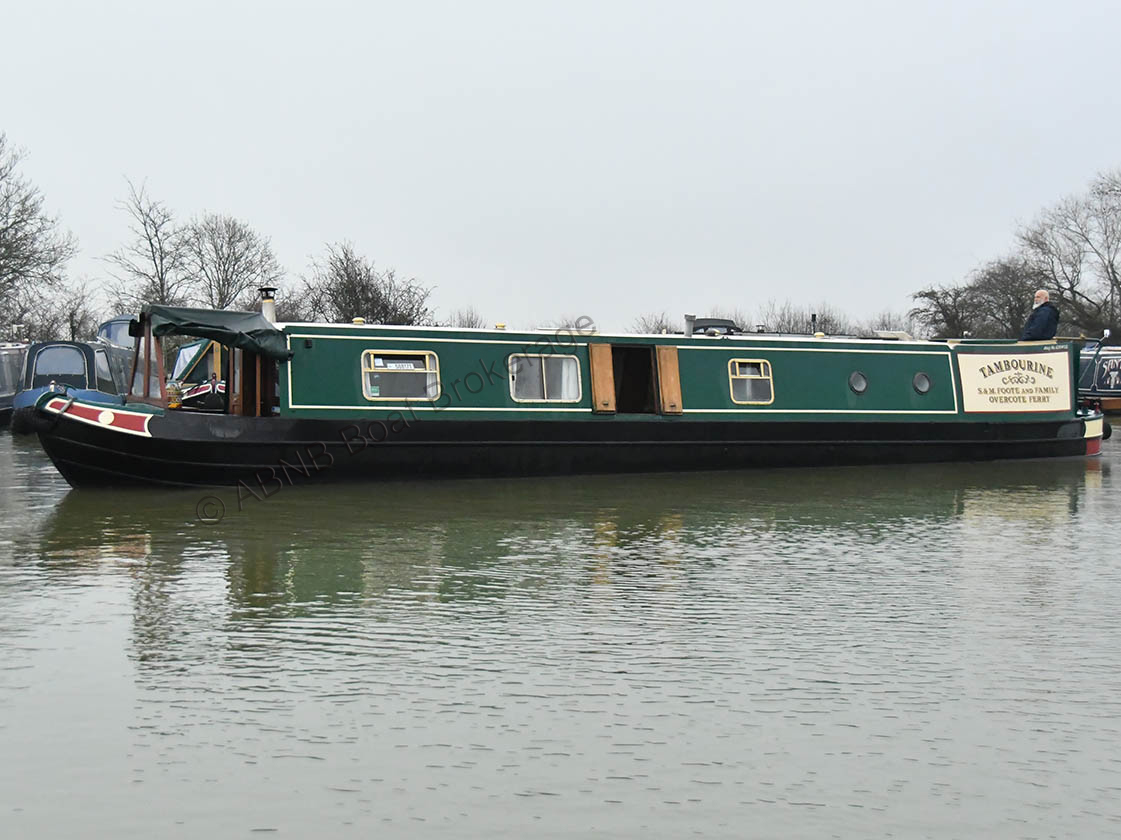 TAMBOURINE boat photo