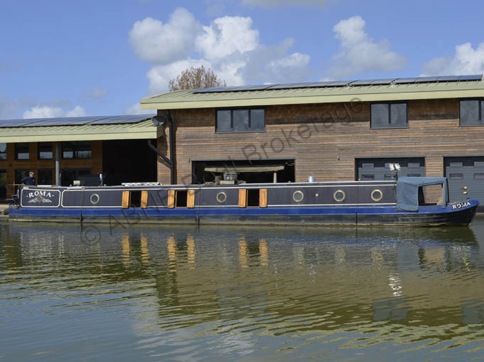 ROMA boat photo