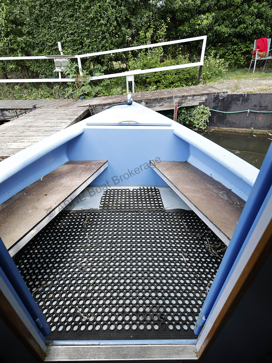 4199welldeckL.jpg