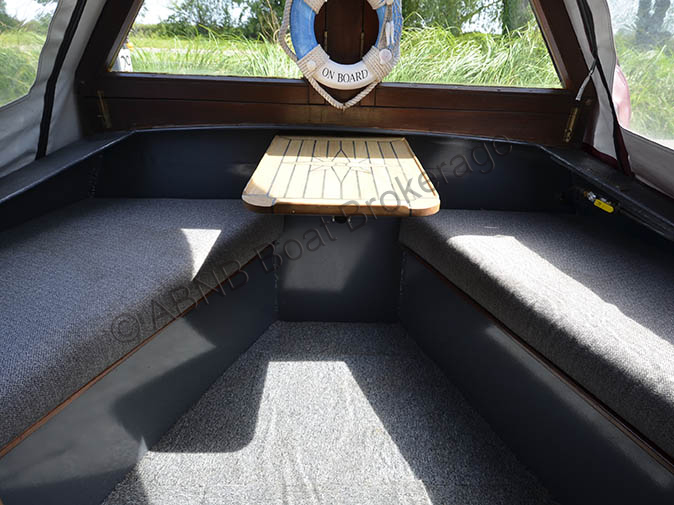 4207welldeckL.jpg