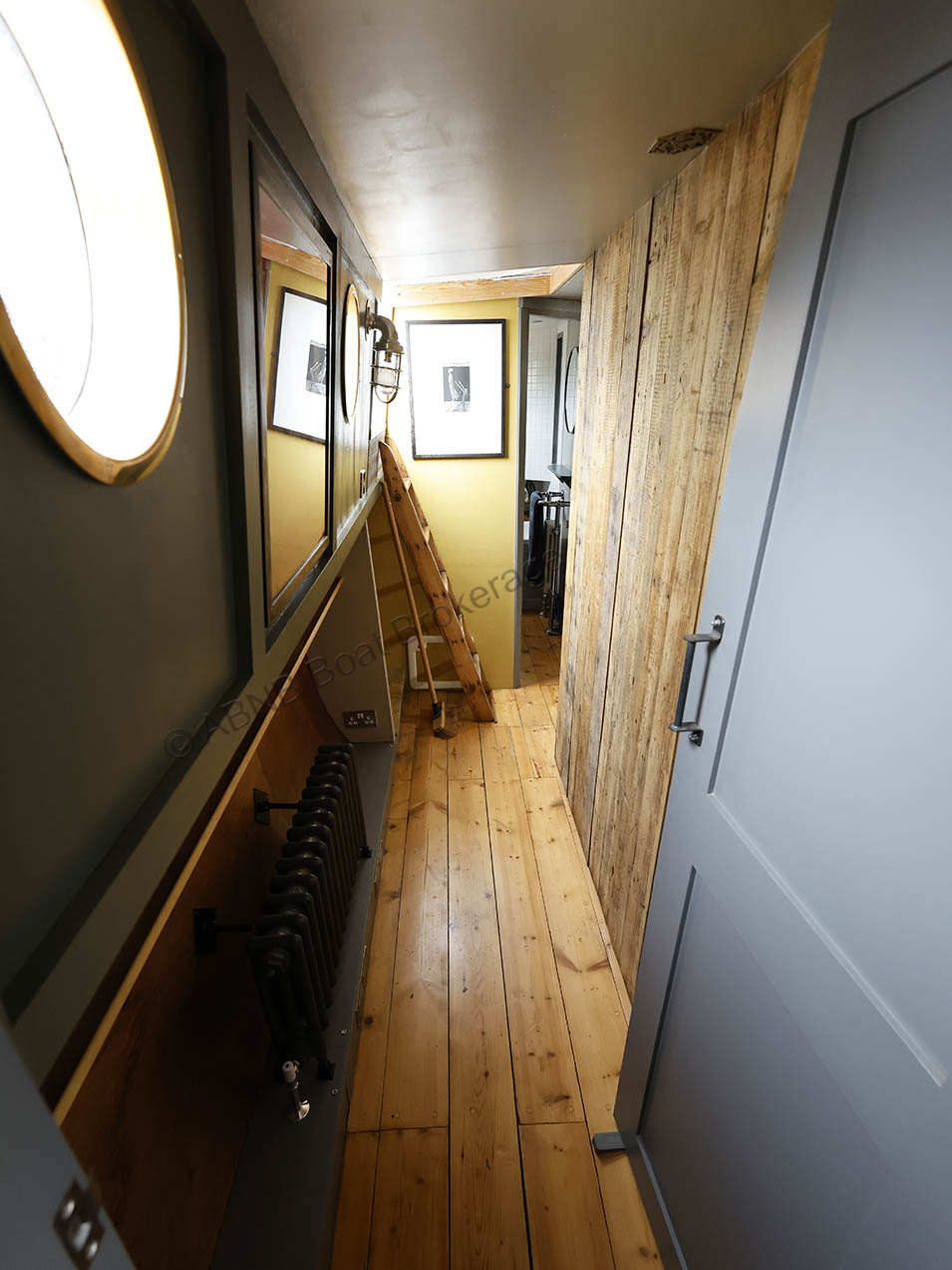 4210corridor1P.jpg