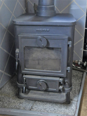 Solid Fuel Stove with central heating