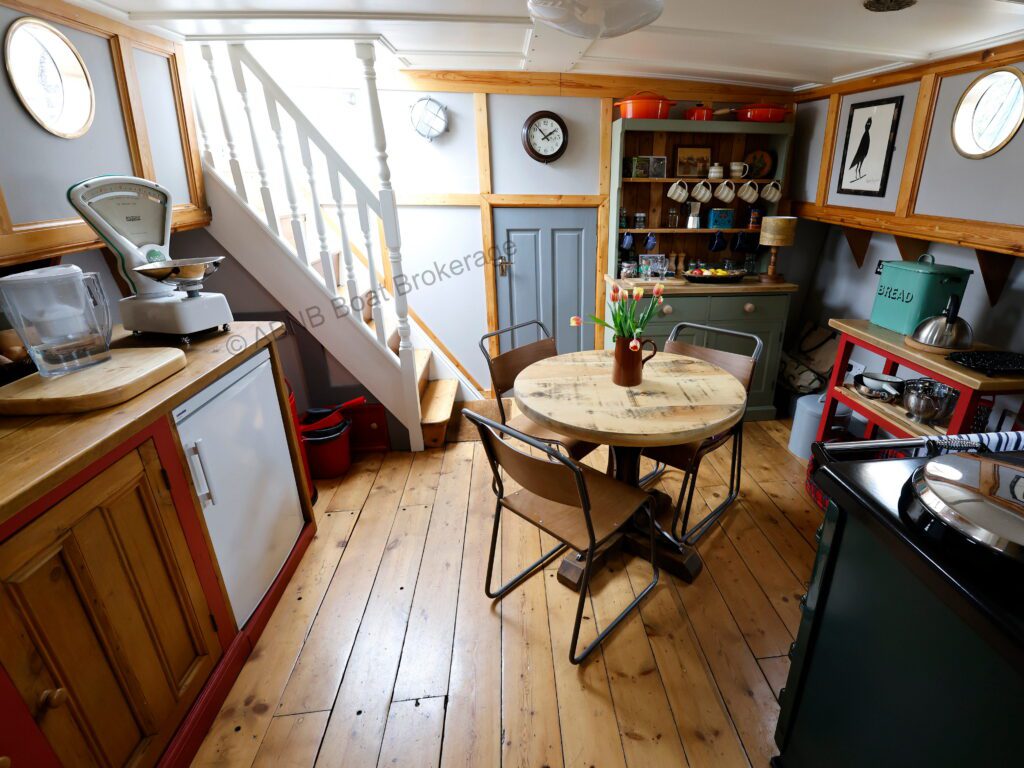 Country cottage style galley